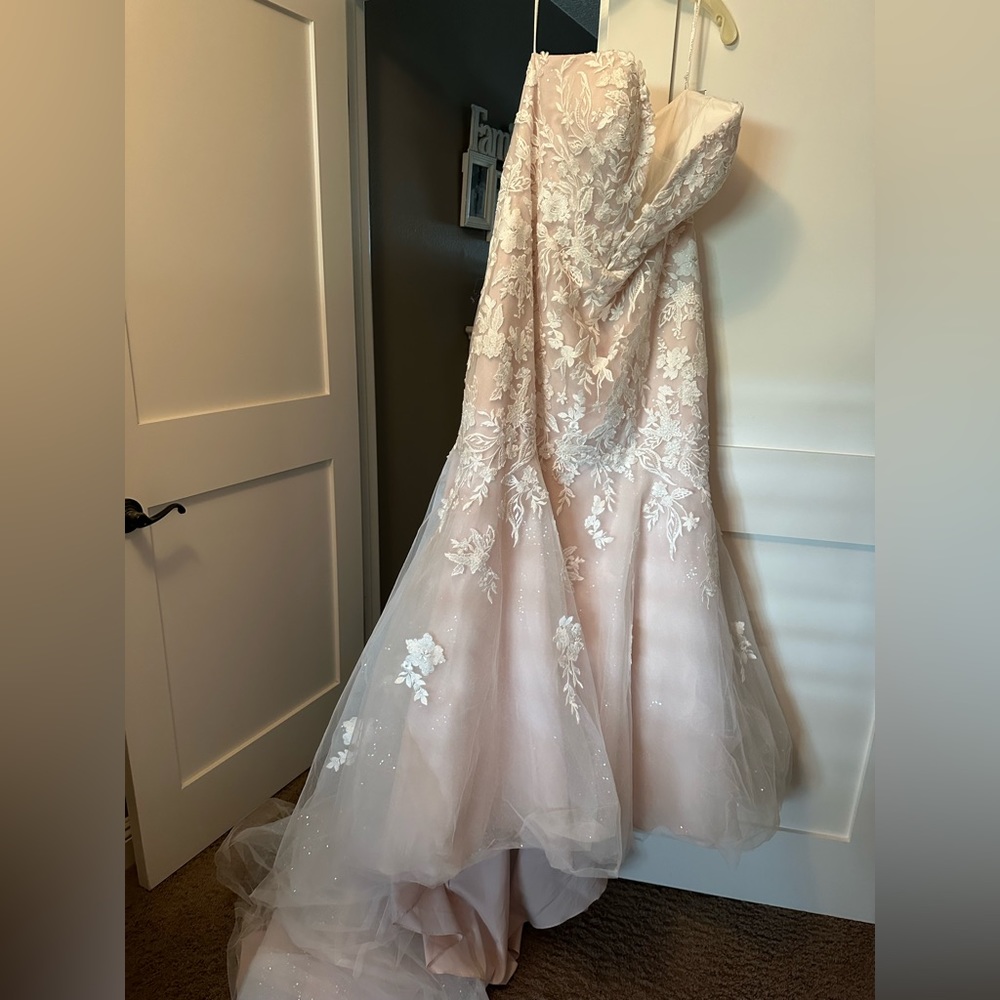Oleg Cassini Wedding Dress